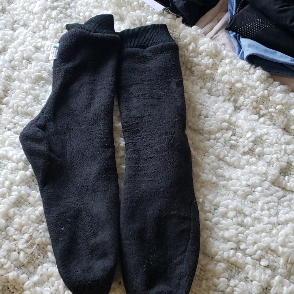 MEC black fleece socks medium